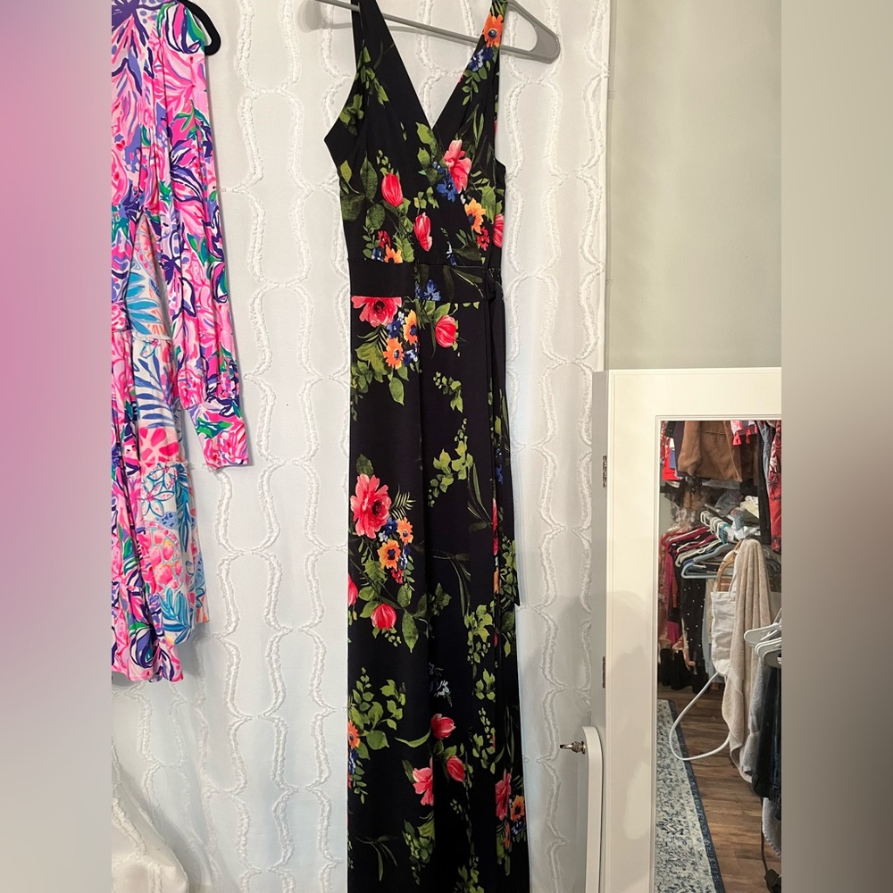 Le Lis floral maxi dress size medium